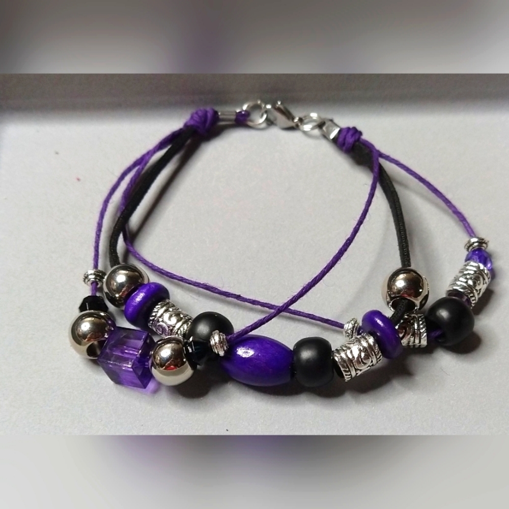 Hemp and suede corn bracelet